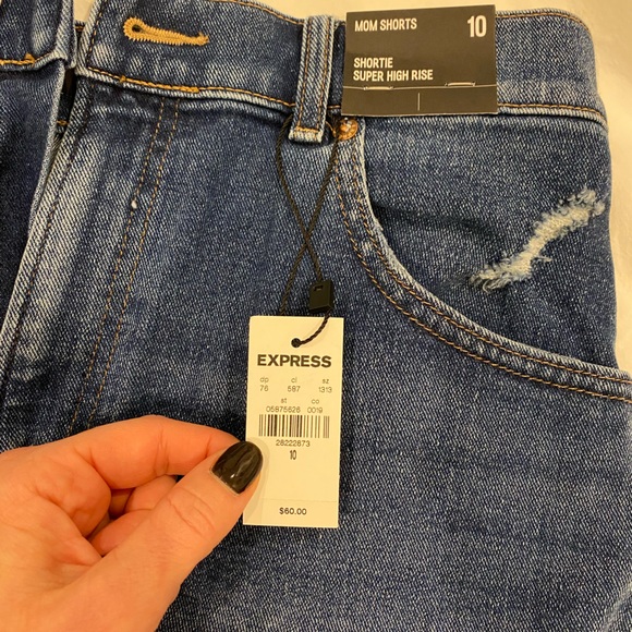 NWT Express High Rise Shorts - Picture 3 of 3